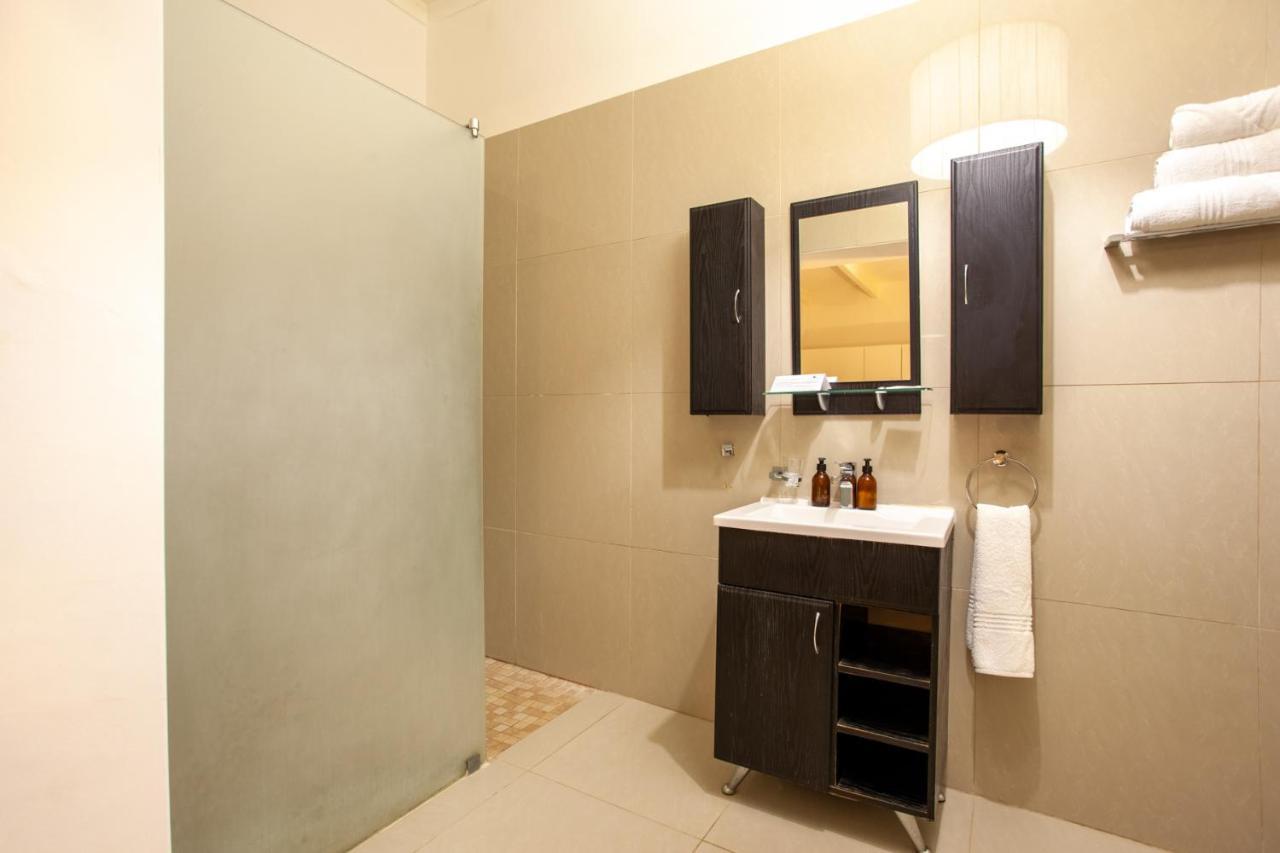 Inverdoorn Game Reserve Lodge Breede River Экстерьер фото