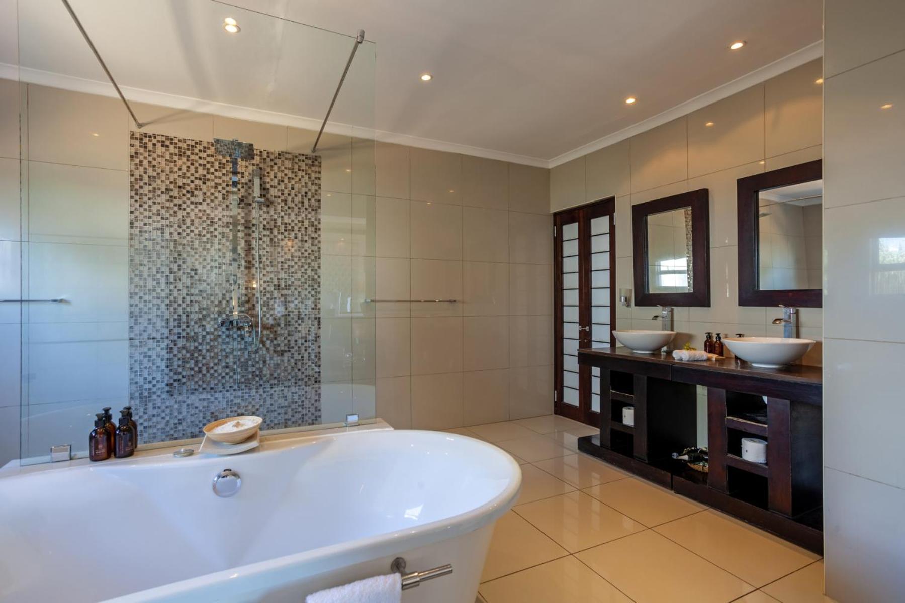 Inverdoorn Game Reserve Lodge Breede River Экстерьер фото